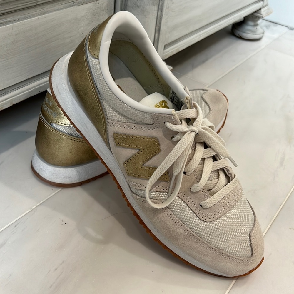 New abalance Shoes from J. Cree